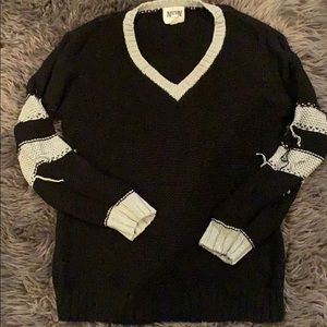 Nation LTD V neck sweater